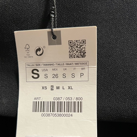 Black Zara dress with zipper - Picture 3 of 3